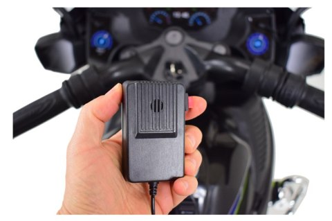 MEGA MOTOR POLICYJNY NA AKUMULATOR, KOGUT, MEGAFON, MOC/BEJ8188 MEGA MOTOR POLICYJNY NA AKUMULATOR, KOGUT, MEGAFON, MOC/BEJ8188