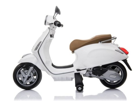 ORYGINALNA VESPA PRIMAVERA PEŁNA WERSJA/ CT-728 ORYGINALNA VESPA PRIMAVERA PEŁNA WERSJA/ CT-728
