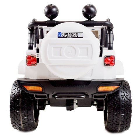 MEGA JEEP 4X4, MIĘKKIE KOŁA, MIĘKKIE SIEDZENIE, FUNKCJA BUJANIA SUPER HIT/LT828 MEGA JEEP 4X4, MIĘKKIE KOŁA, MIĘKKIE SIEDZENIE, FUNKCJA BUJANIA SUPER HIT/LT828