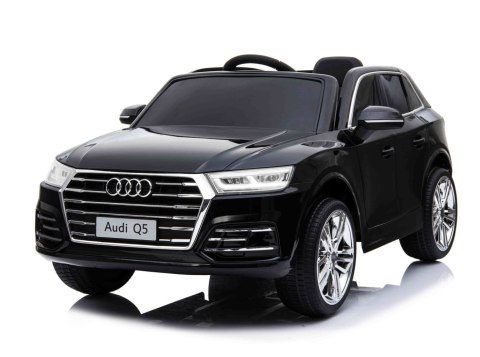 AUDI Q5 , MIĘKKIE KOŁA, MIĘKKIE SIEDZENIE, RADIO FM, BLUETOOTH - PEŁNA OPCJA/S305 AUDI Q5 , MIĘKKIE KOŁA, MIĘKKIE SIEDZENIE, RADIO FM, BLUETOOTH - PEŁNA OPCJA/S305