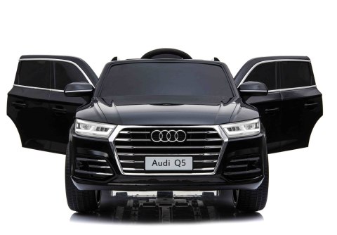 AUDI Q5 , MIĘKKIE KOŁA, MIĘKKIE SIEDZENIE, RADIO FM, BLUETOOTH - PEŁNA OPCJA/S305 AUDI Q5 , MIĘKKIE KOŁA, MIĘKKIE SIEDZENIE, RADIO FM, BLUETOOTH - PEŁNA OPCJA/S305