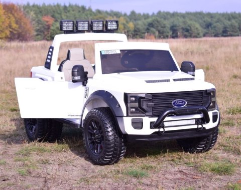 AUTO NA AKUMULATOR ORYGINALNY FORD SUPER DUTY 4X4, WALIZKA, KLIMA, PRZESUWANE SIEDZENIE/SX2088 AUTO NA AKUMULATOR ORYGINALNY FORD SUPER DUTY 4X4, WALIZKA, KLIMA, PRZESUWANE SIEDZENIE/SX2088