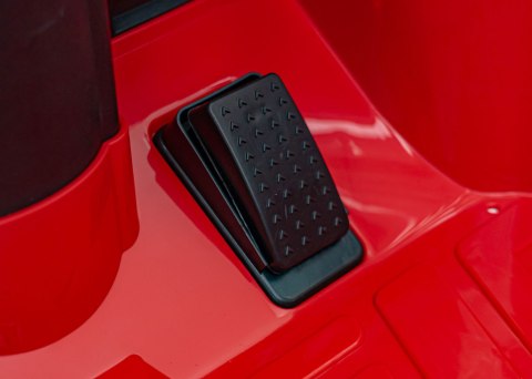 Pojazd RUF CTR3 Czerwony