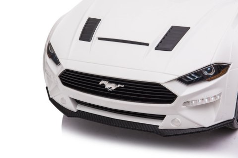Auto Na Akumulator Ford Mustang GT Drift SX2038 Biały Auto Na Akumulator Ford Mustang GT Drift SX2038 Biały