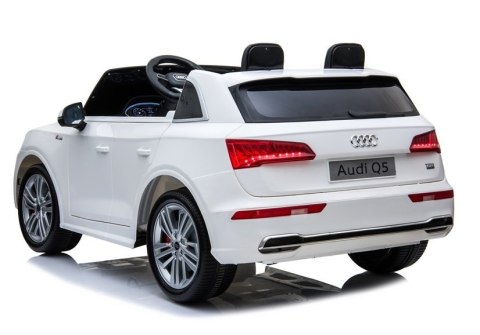 Pojazd na Akumulator Nowe Audi Q5 2-osobowe Białe Pojazd na Akumulator Nowe Audi Q5 2-osobowe Białe