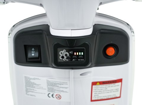 Pojazd Skuter Vespa ROMA Biały