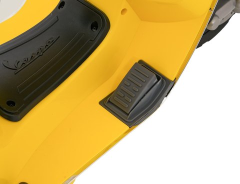 Pojazd Skuter Vespa ROMA Żółty