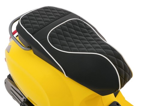 Pojazd Skuter Vespa ROMA Żółty