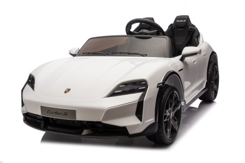 Pojazd Porsche Taycan Turbo S Biały