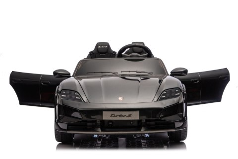 Pojazd Porsche Taycan Turbo S Czarny