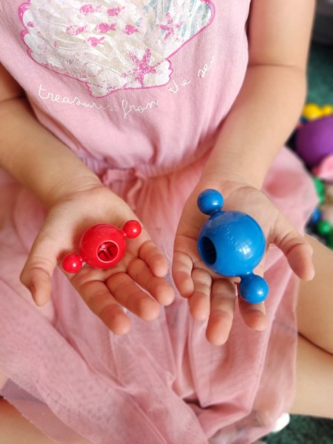 Klocki konstrukcyjne Loowi Zwierzęta kulki 308 elementów 4+