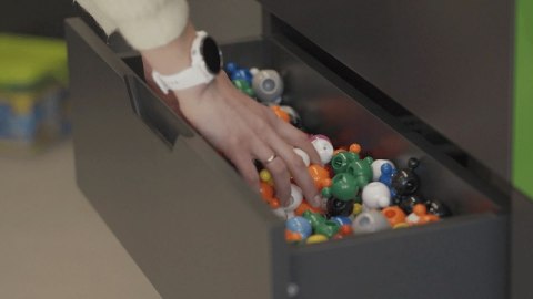 Klocki konstrukcyjne Loowi Pojazdy kulki 308 elementów 4+