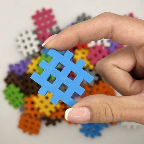 Klocki konstrukcyjne Marioinex Mini Waffle 300 elementów dla 4-latka wspierające motorykę