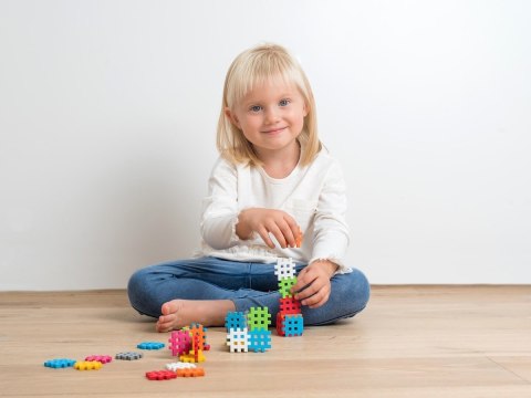 Klocki konstrukcyjne Marioinex Mini Waffle Wafle 500 elementów dla 4-latka wspierające motorykę