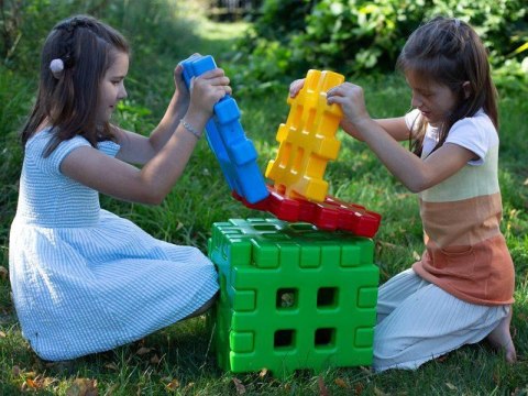 Klocki edukacyjne Marioinex Waffle w kartonie 24 elementów dla 2-latka wspierające motorykę