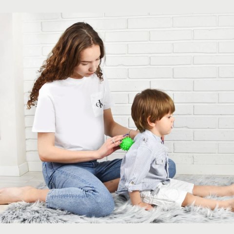 Sensoryczne piłeczki Sensorky zestaw 5 sztuk 6m+ Mom's Care