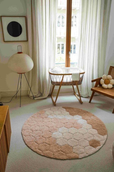 Dywan bawełniany okrągły Ø 140, Round Honeycomb Rose, Plaster Miodu Róż, Planet Bee, Lorena Canals