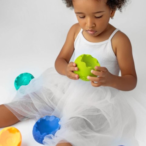 Pastelowa piramida sensoryczna do układania 6m+ Mom's Care