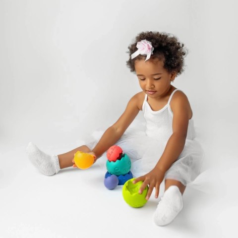 Pastelowa piramida sensoryczna do układania 6m+ Mom's Care