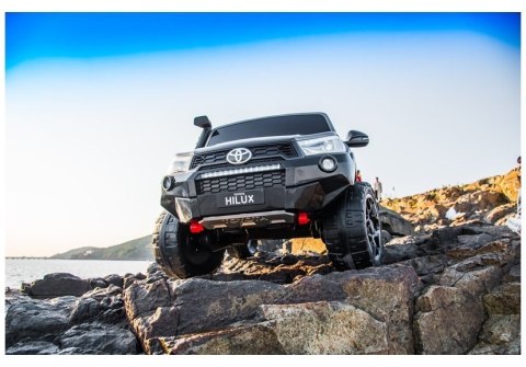 Auto na Akumulator Toyota Hilux Biały Auto na Akumulator Toyota Hilux Biały