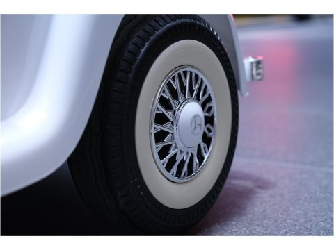 Auto na akumulator Mercedes 540K Biały Auto na akumulator Mercedes 540K Biały