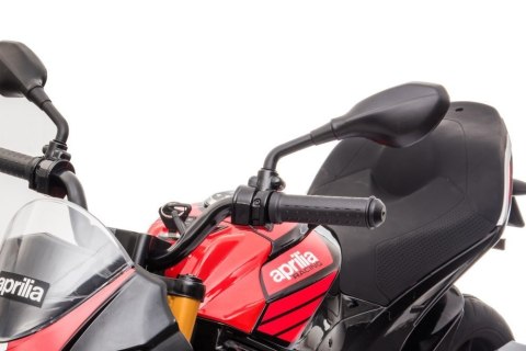 Motor Na Akumulator Aprilia Tuono V4 Czerwony Motor Na Akumulator Aprilia Tuono V4 Czerwony