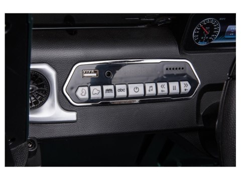 Samochód na akumulator Mercedes G500 Zielony Samochód na akumulator Mercedes G500 Zielony