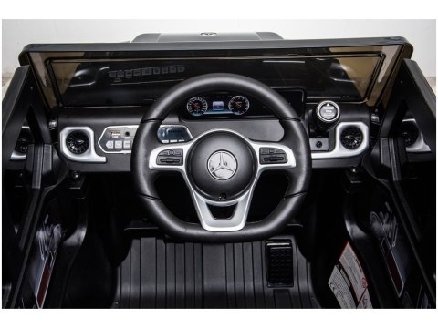 Samochód na akumulator Mercedes G500 czarny Samochód na akumulator Mercedes G500 czarny