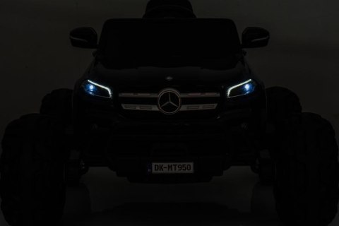 Auto Na Akumulator Mercedes DK-MT950 4x4 Czarny Lakierowany Auto Na Akumulator Mercedes DK-MT950 4x4 Czarny Lakierowany