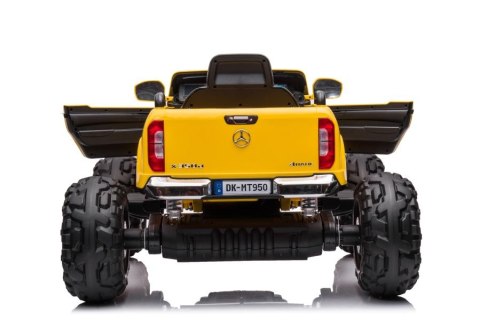 Auto Na Akumulator Mercedes DK-MT950 4x4 Złoto-Żółty Lakierowany Auto Na Akumulator Mercedes DK-MT950 4x4 Złoto-Żółty Lakierowany