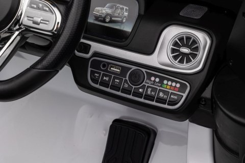 Pojazd Na Akumulator Mercedes G500 Biały 4x4 Pojazd Na Akumulator Mercedes G500 Biały 4x4
