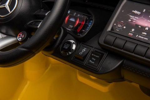 Auto Na Akumulator Mercedes AMG SL63 Żółty Lakierowany Auto Na Akumulator Mercedes AMG SL63 Żółty Lakierowany