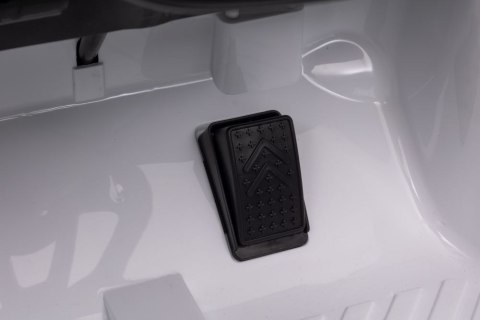 Auto Na Akumulator Mercedes CLA 45s AMG Biały 4x4 Auto Na Akumulator Mercedes CLA 45s AMG Biały 4x4