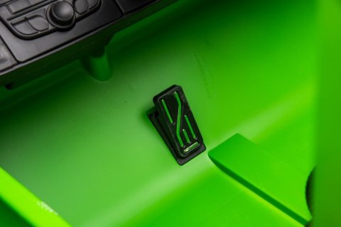Auto Na Akumulator Mercedes G63 XXL Zielony 24V Auto Na Akumulator Mercedes G63 XXL Zielony 24V
