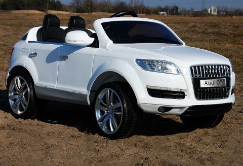 ORYGINALNE AUDI Q7 DWA SILNIKI, AMORTYZATORY PILOT, LICENCJA, 3 PRĘDKOŚCI ORYGINALNE AUDI Q7 DWA SILNIKI, AMORTYZATORY PILOT, LICENCJA, 3 PRĘDKOŚCI