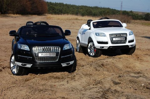 ORYGINALNE AUDI Q7 DWA SILNIKI, AMORTYZATORY PILOT, LICENCJA, 3 PRĘDKOŚCI ORYGINALNE AUDI Q7 DWA SILNIKI, AMORTYZATORY PILOT, LICENCJA, 3 PRĘDKOŚCI