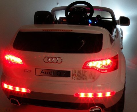 ORYGINALNE AUDI Q7 DWA SILNIKI, AMORTYZATORY PILOT, LICENCJA, 3 PRĘDKOŚCI ORYGINALNE AUDI Q7 DWA SILNIKI, AMORTYZATORY PILOT, LICENCJA, 3 PRĘDKOŚCI